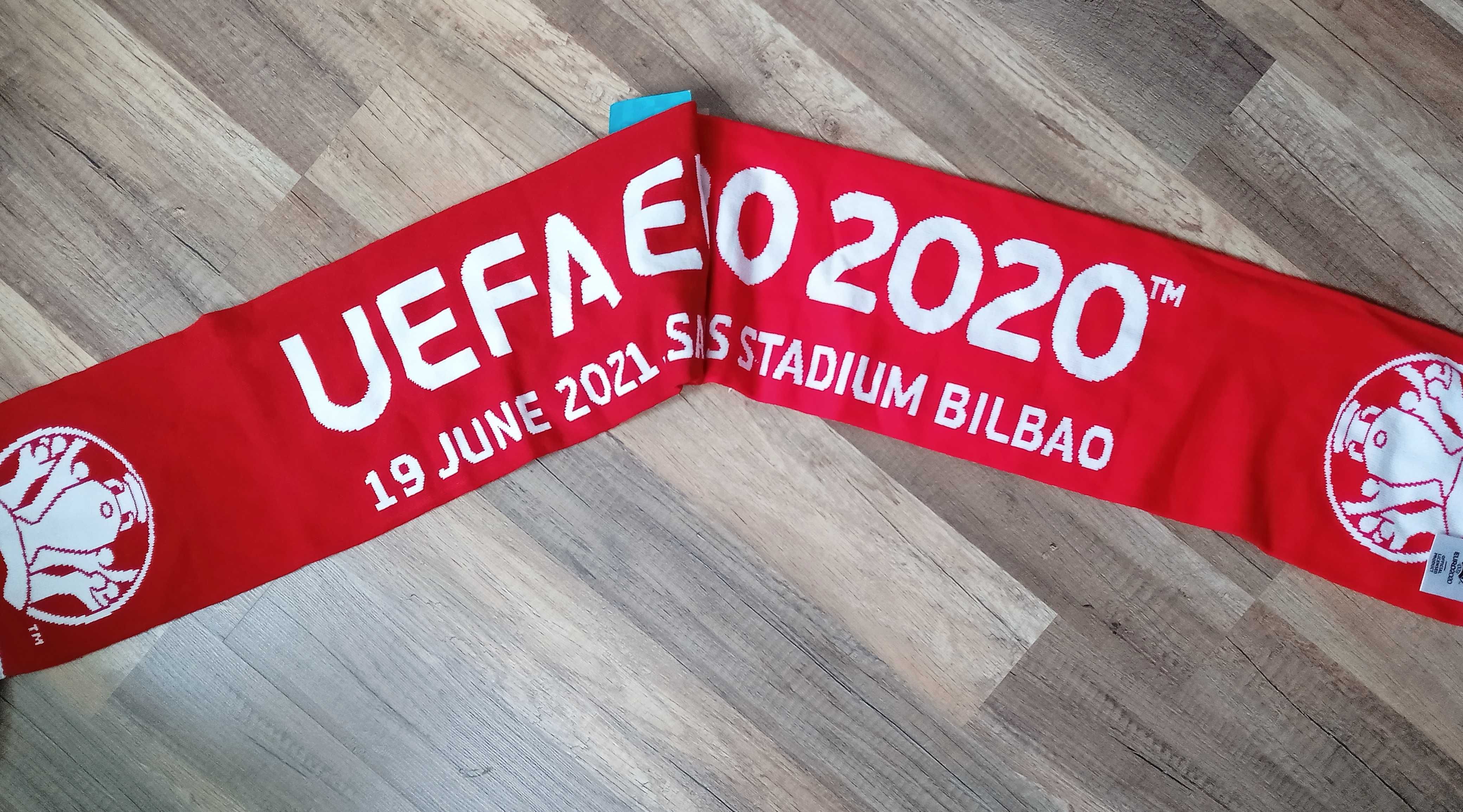 Szalik kibica UEFA Euro 2020