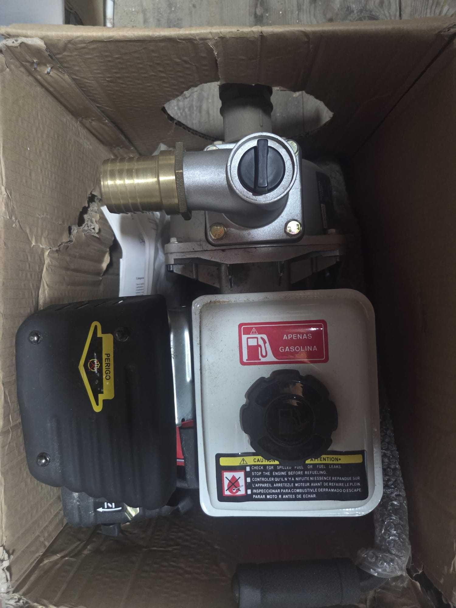 Motor de rega a gasolina AYB008 novo