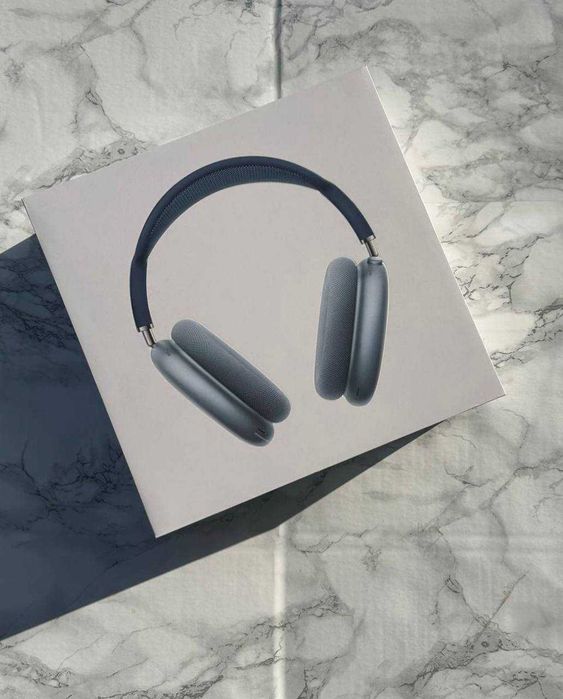 Продам Нові Навушники Apple AirPods Max Sky Blue