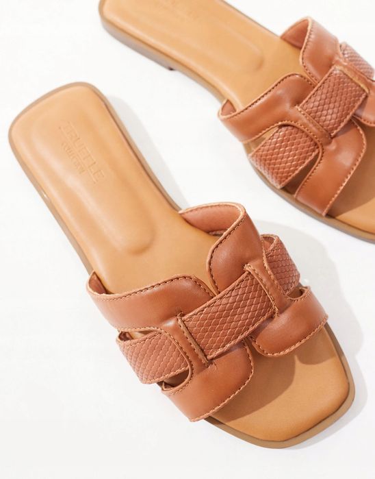Truffle Collection 38 Klapki Tan Płaskie Eko Skóra R12043