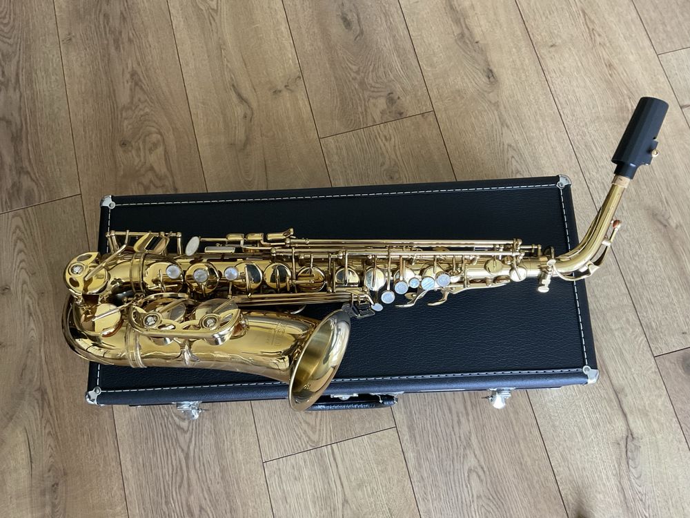 Saksofon altowy DIXON Super Deluxe