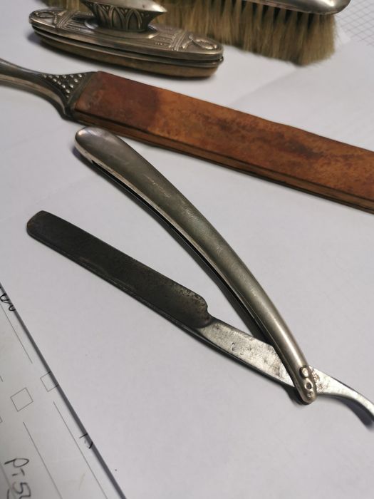 Apetrechos barbeiro prata