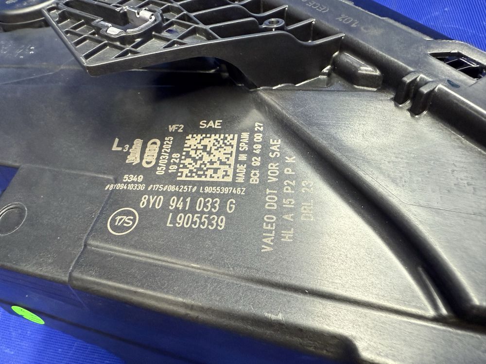 LAMPA FULL LED MATRIX przednia lewa AUDI A3 S3 RS3 8Y USA | lewy przód