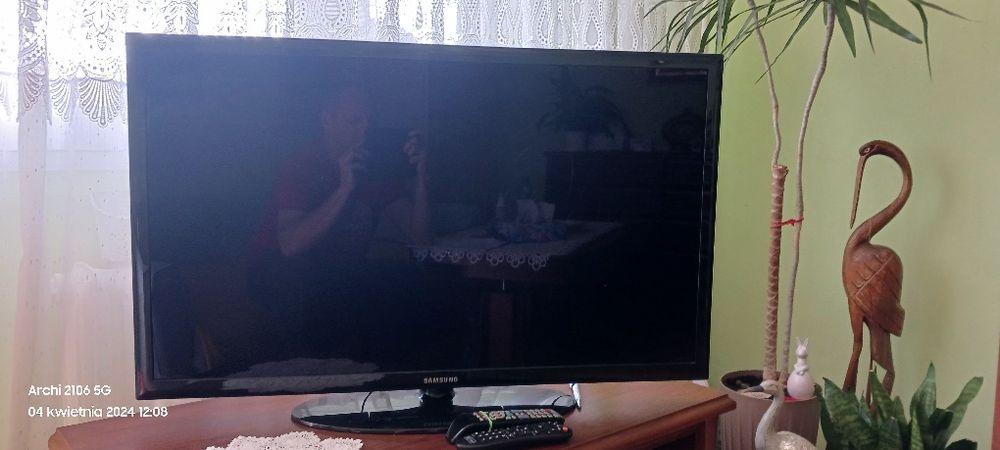 Sprzedam  TV SAMSUNG UE40D5003