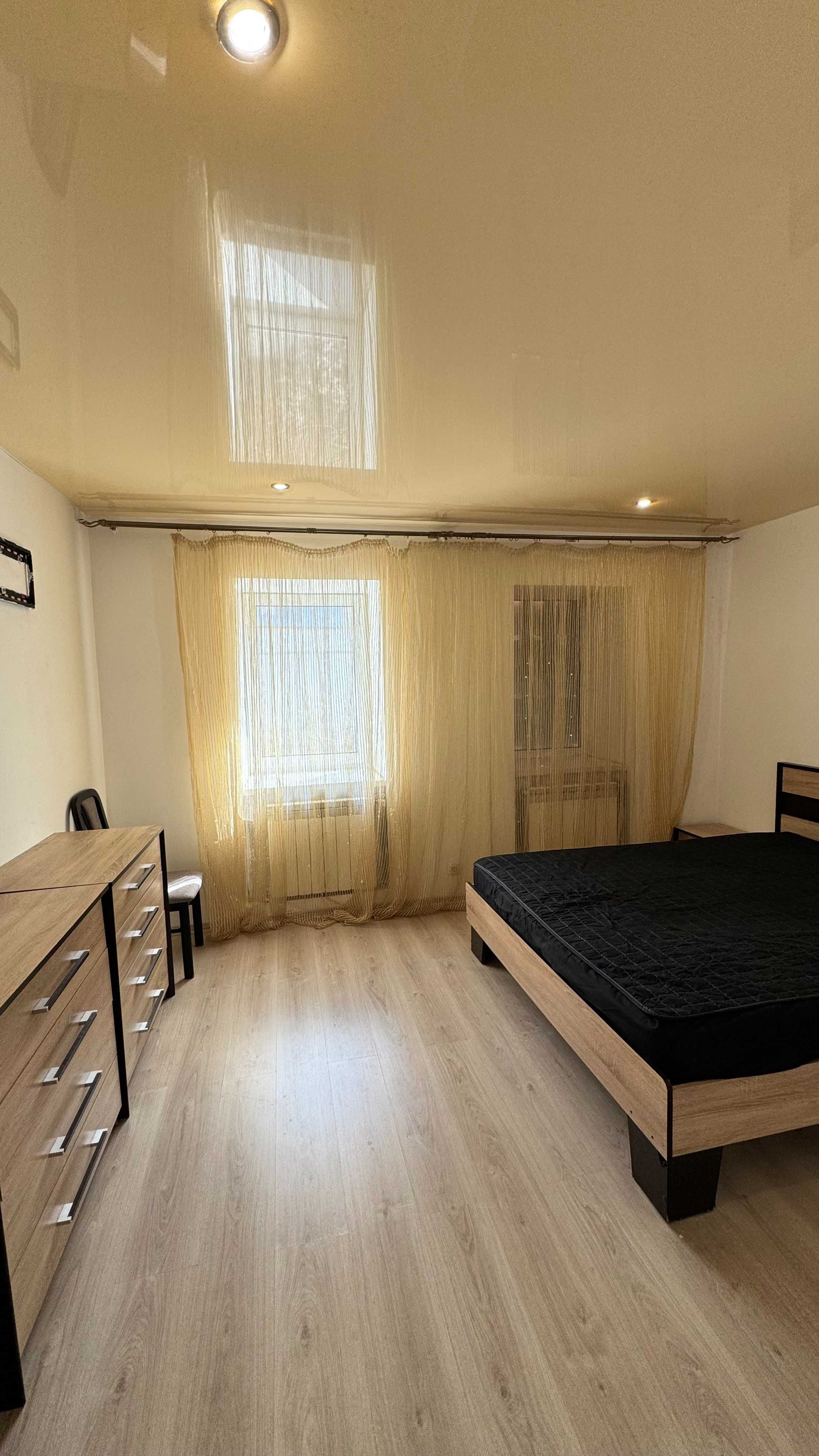 Продам часть дома 109 кув.м, есть второй этаж.
