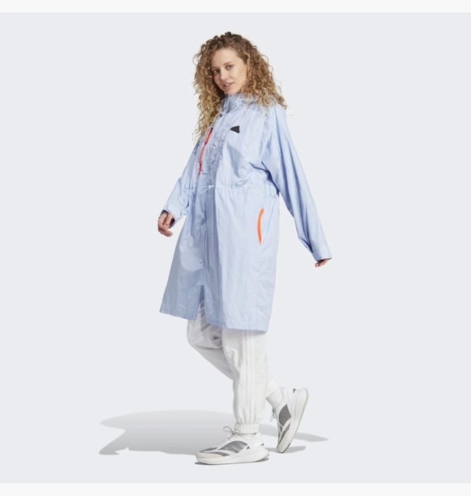 Оригінальна легка куртка/вітровка Adidas.  Жіночий одяг Адидас