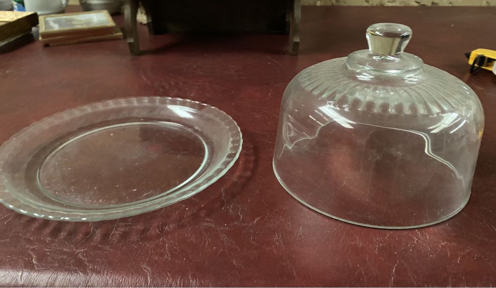 Manteigueiro em vidro