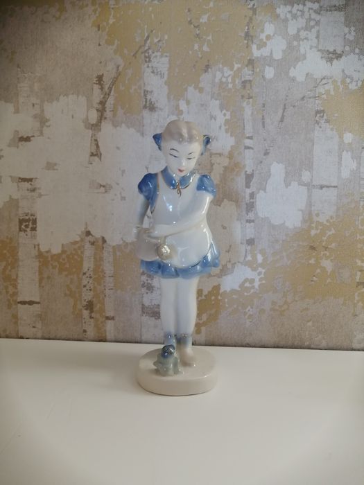 Figurka porcelanowa ZSRR Lomonosow Artel Vintage