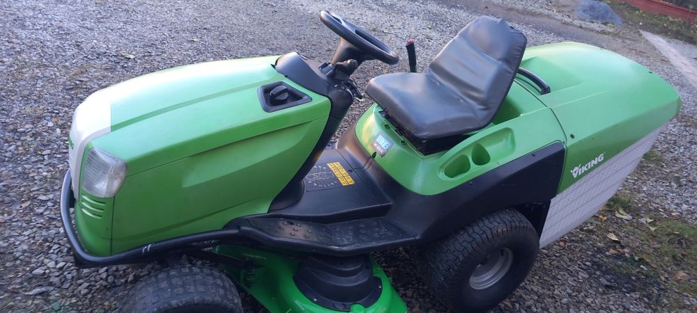 Traktorek kosiarka  Viking  MT 6112 ZL 23km