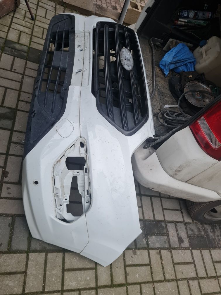 Ford Transit custom zderzak przód