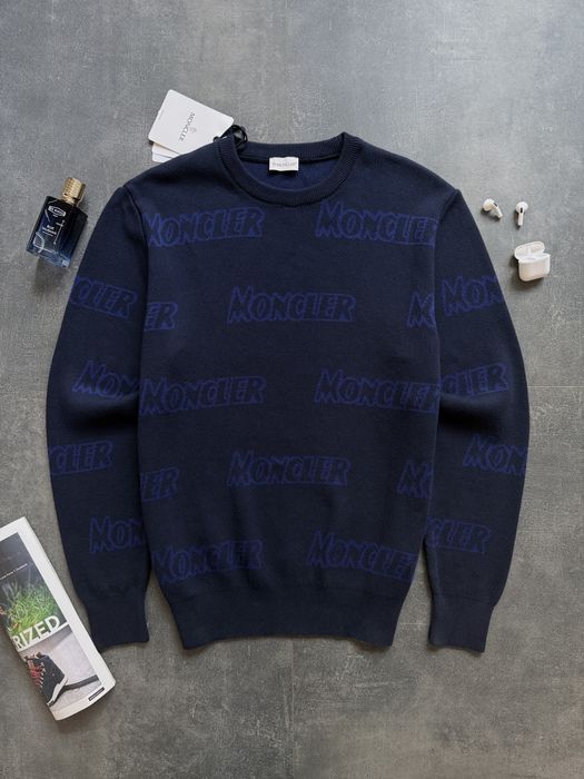 Moncler монограм светр