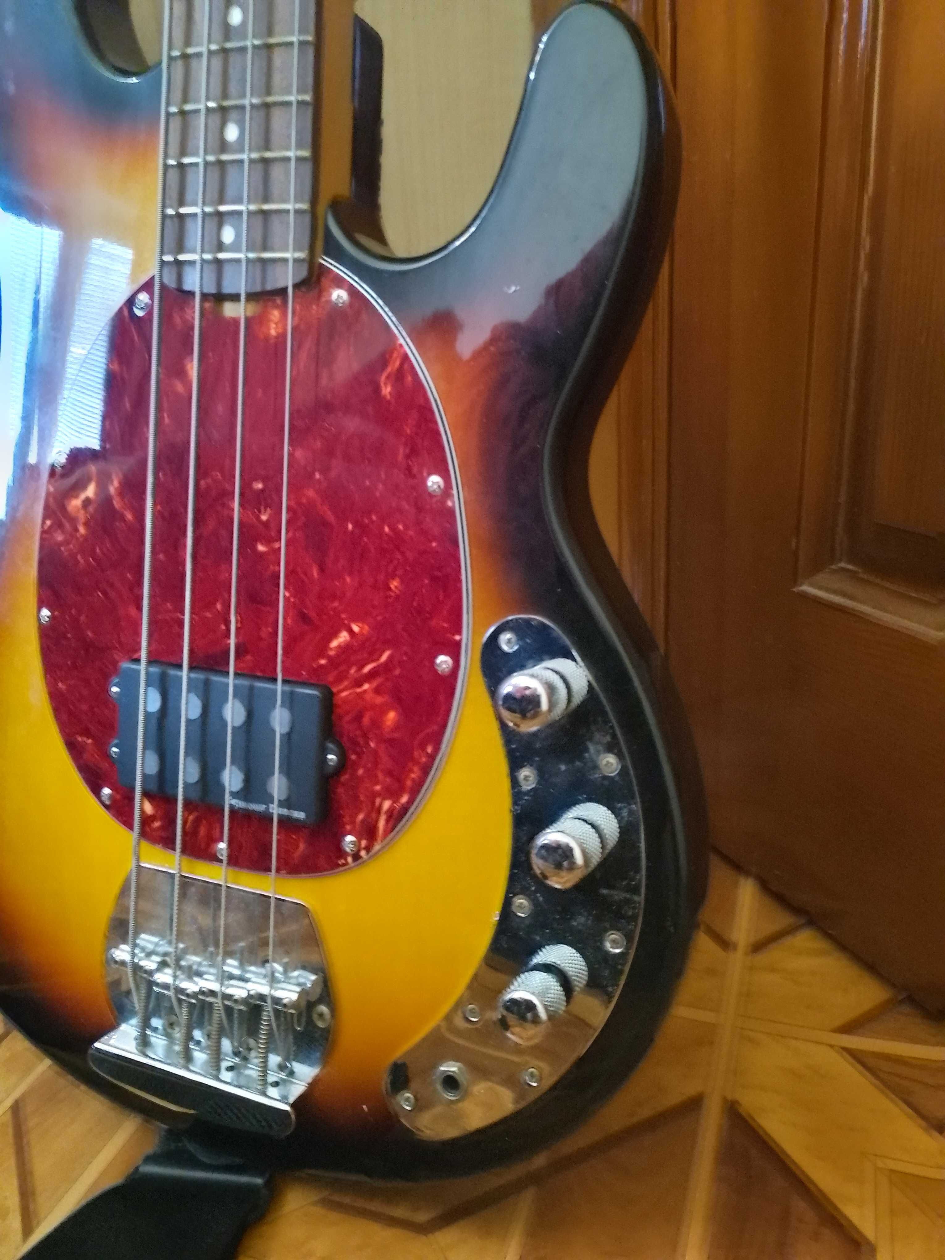Kimberley Stingray баc гітіра 4 струн пасівна електроніка