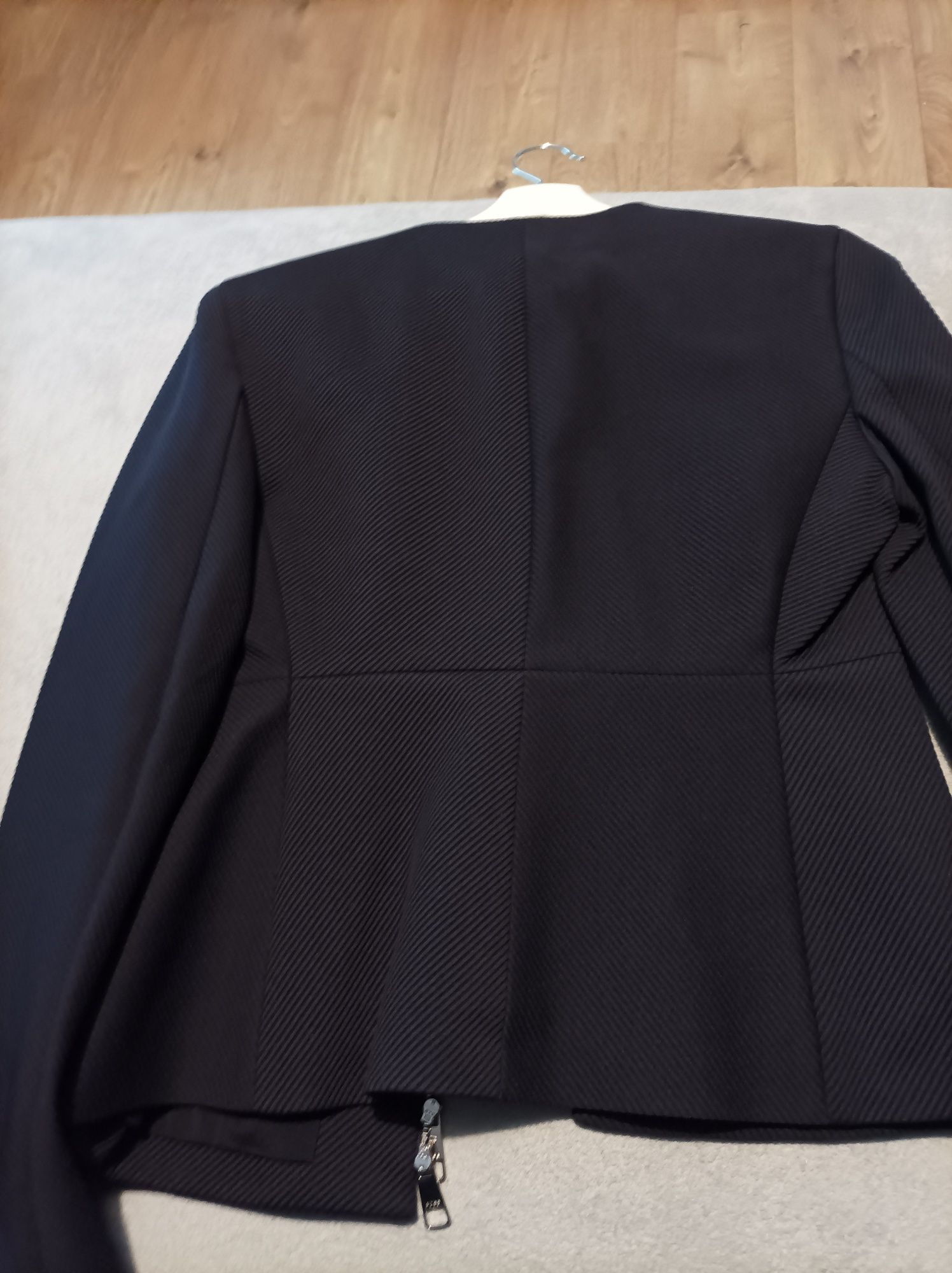 34 HUGO BOSS kardigan damski nowy s/xs Żakiet