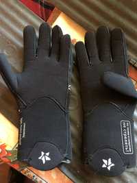 Рувиці перчатки  неопренові 5 мм М
