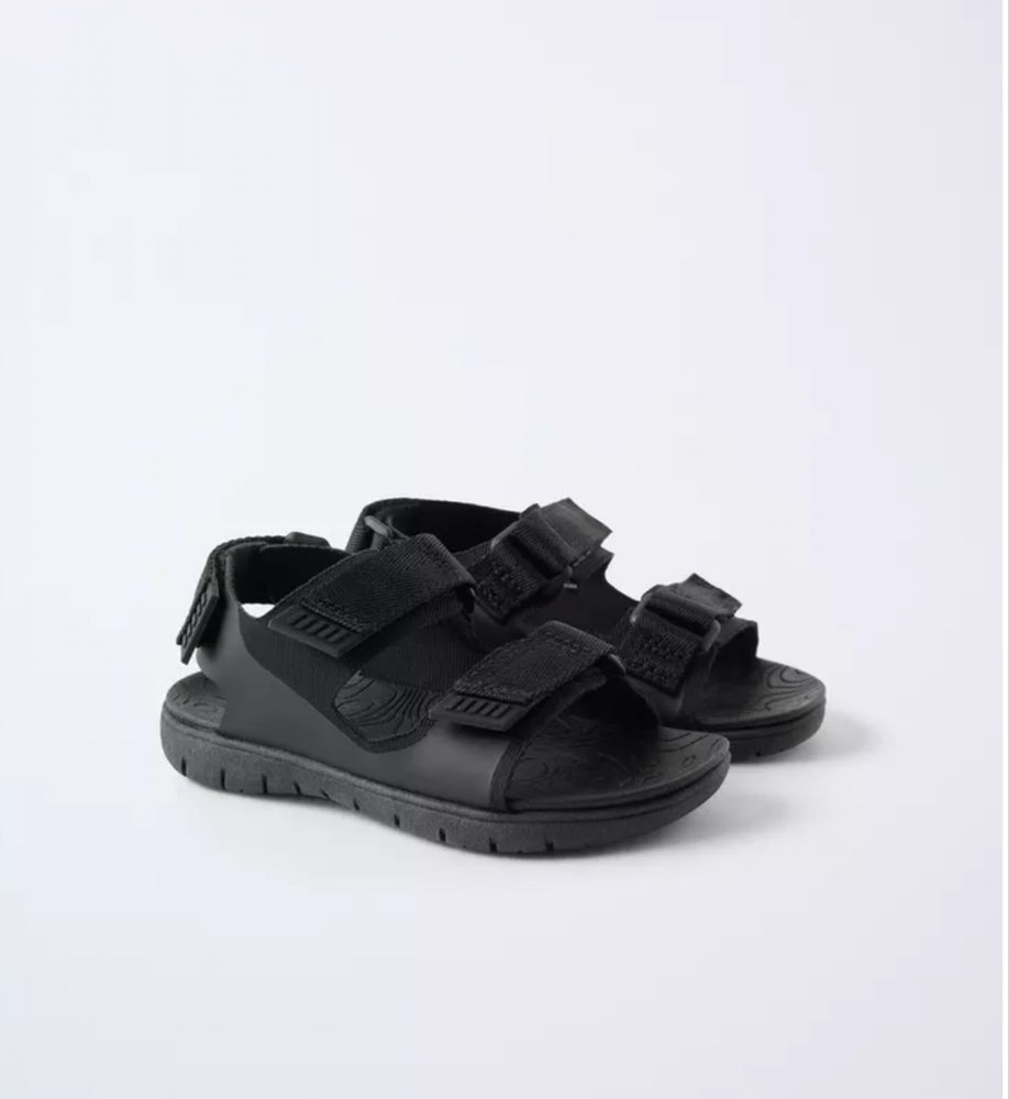 Босоніжки Zara. Розмір 21,22,23,24