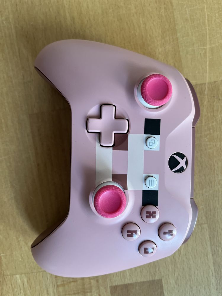 Analogi Hall Minecraft pad Xbox One pig - różowy