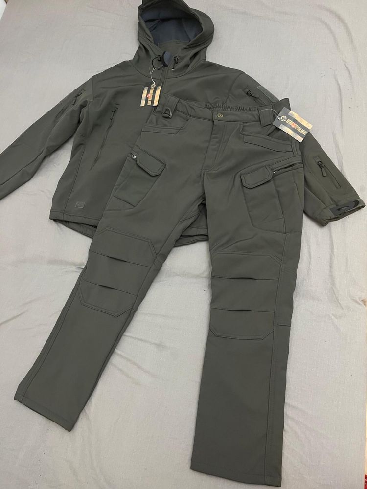 Куртка-штани за технологією soft-shell.