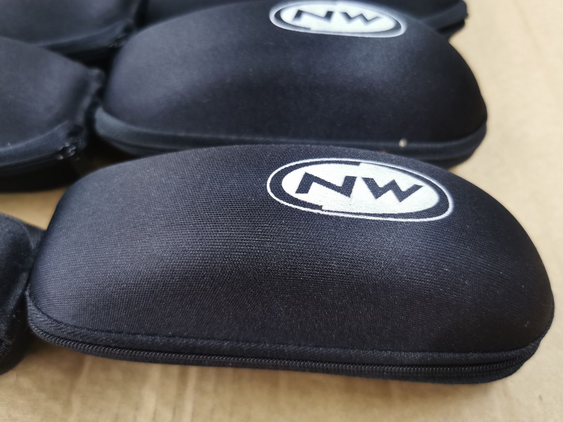 Etui na okulary przeciwsłoneczne Northwave,pakiet 12 sztuk