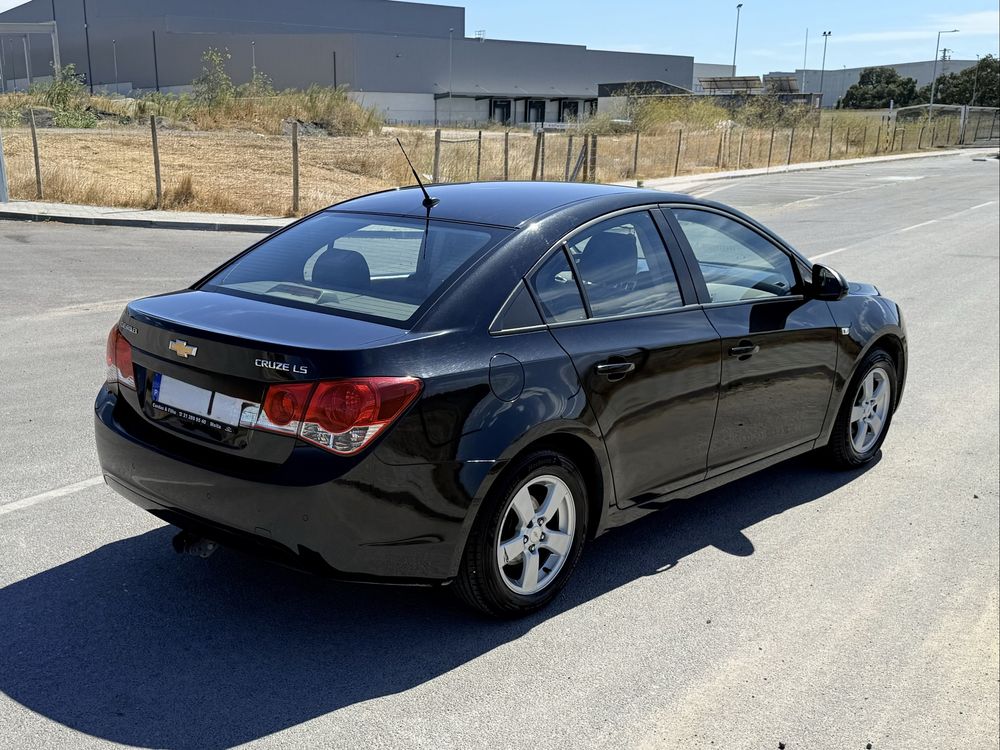 Chevrolet CRUSE LS BI-Fuel (GPL) - ( desde 115€/mês financiamento)