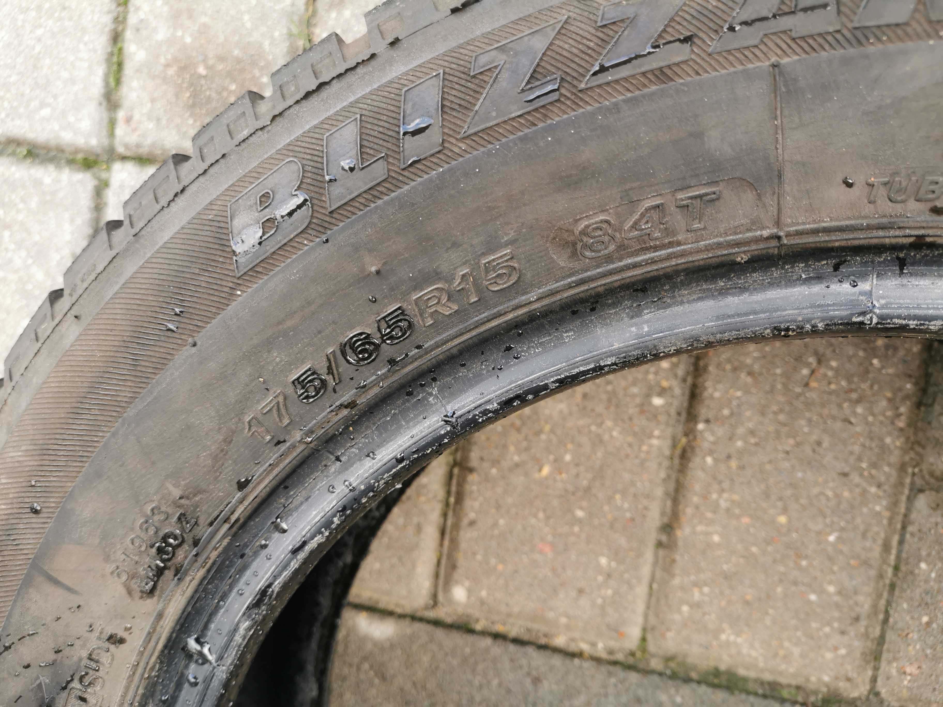 Bridgestone Blizzak LM-30 175/65r15 84T N7654