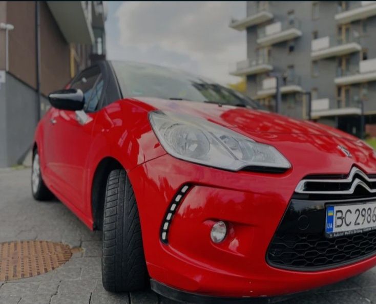 Продамо своє авто citroen Ds3