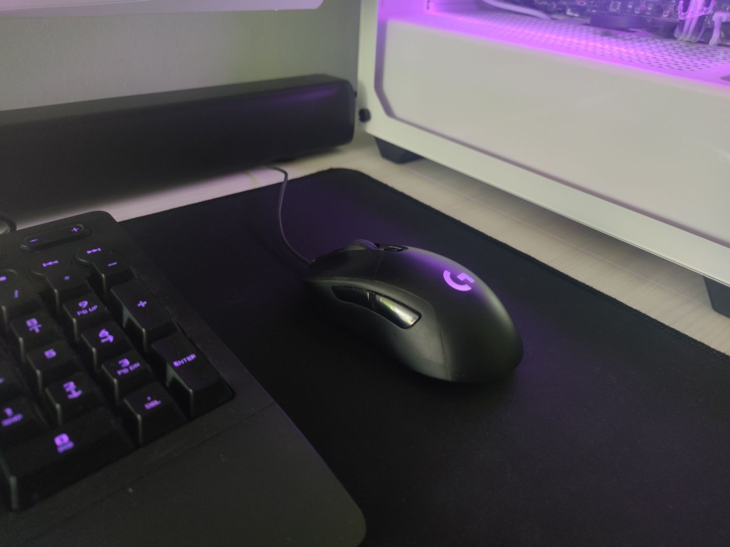 Комплект Logitech: клавіатура G213/мишка G403 Hero/навушники G435