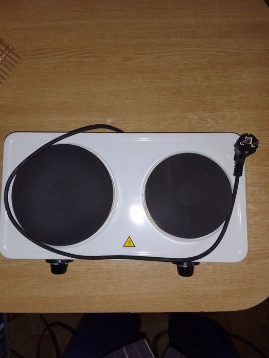 Электроплитка бытовая настольная