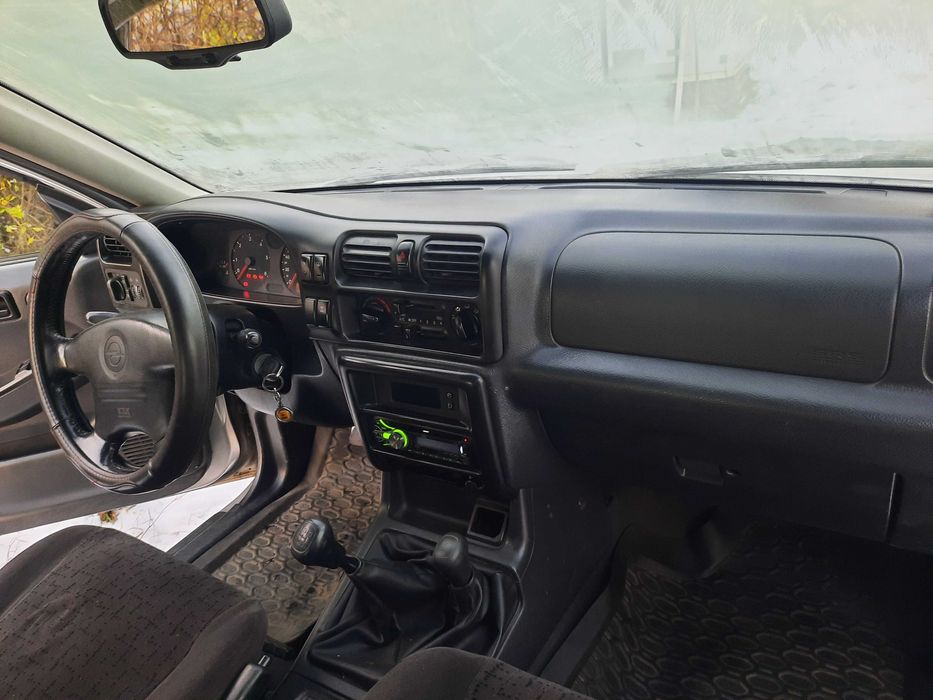 Opel Frontera 2,2 DTH