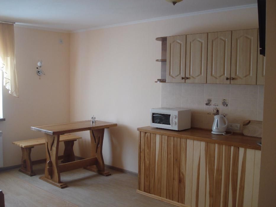 Готельний номер подобово зі зручностями