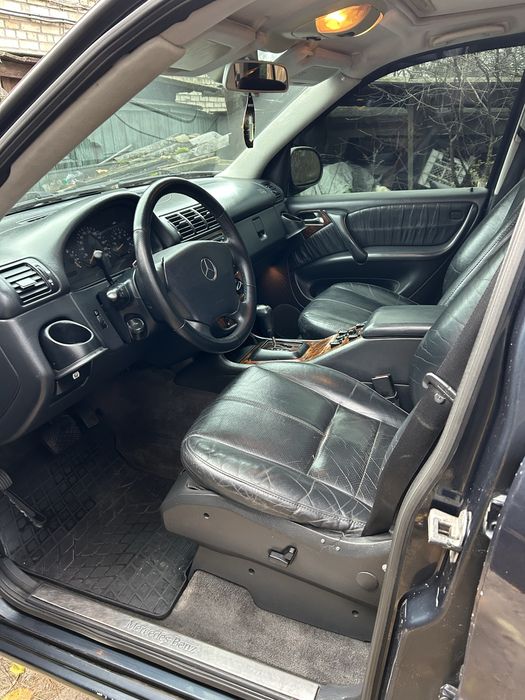 Продам Mercedes-Benz w163 3.2 газ-бенз