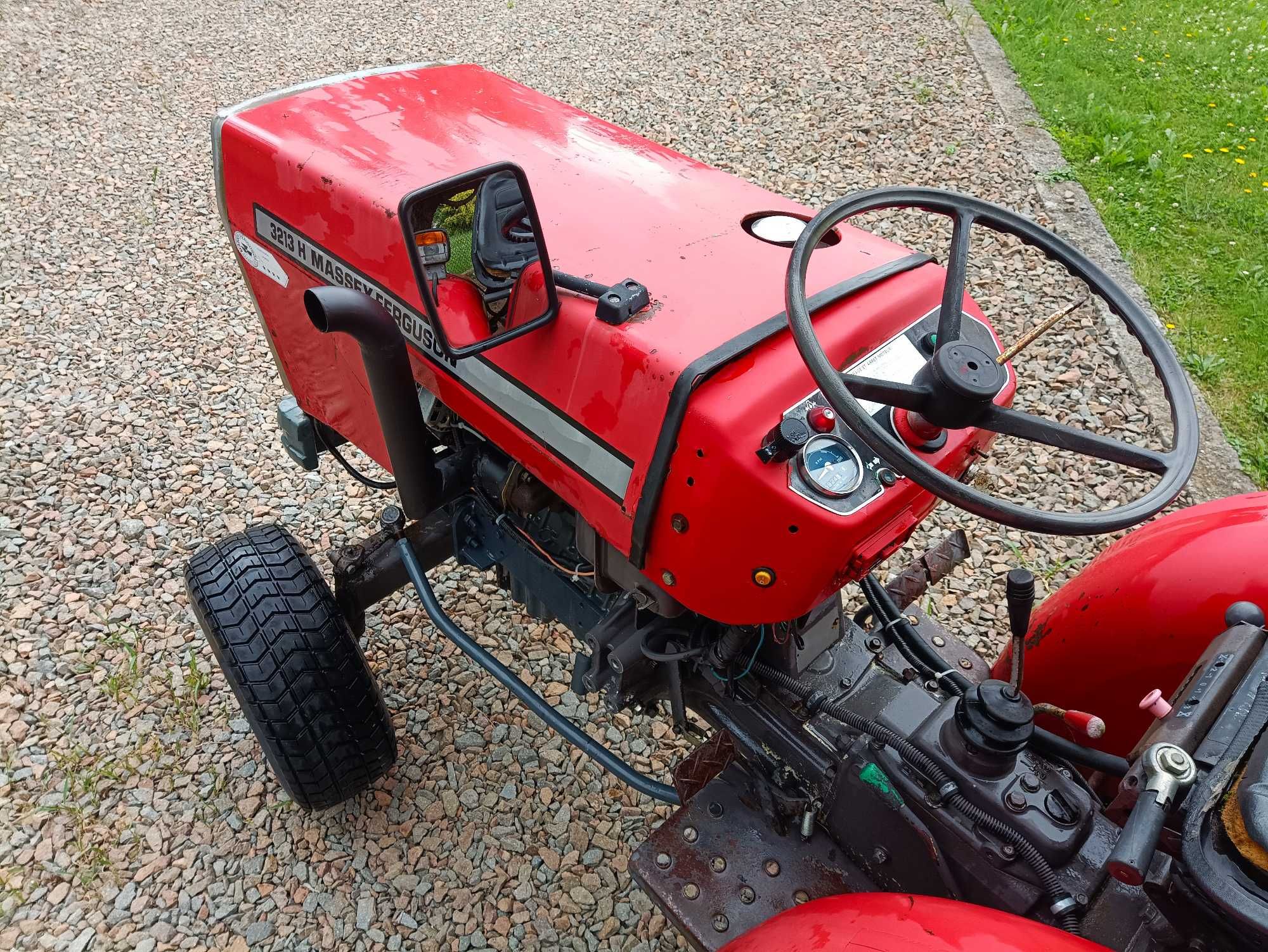 Traktorek ogrodniczy Massey Ferguson Kubota 35KM