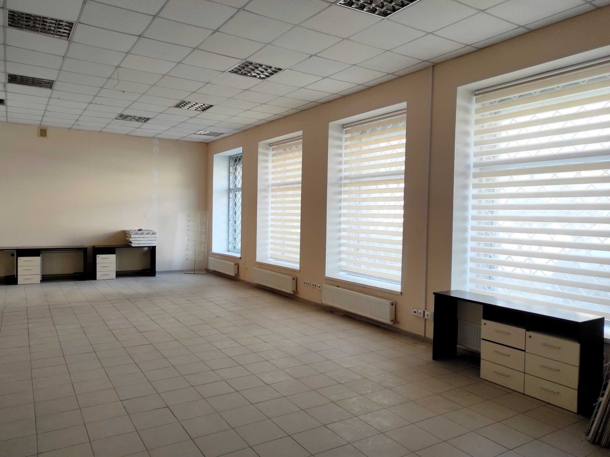 Сдам помещение в центре. 150 м2,. Фасад. Банк, магазин, офис.