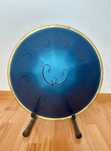 Rav Vast B Onoleo, handpan , hangdrum, tongue drum