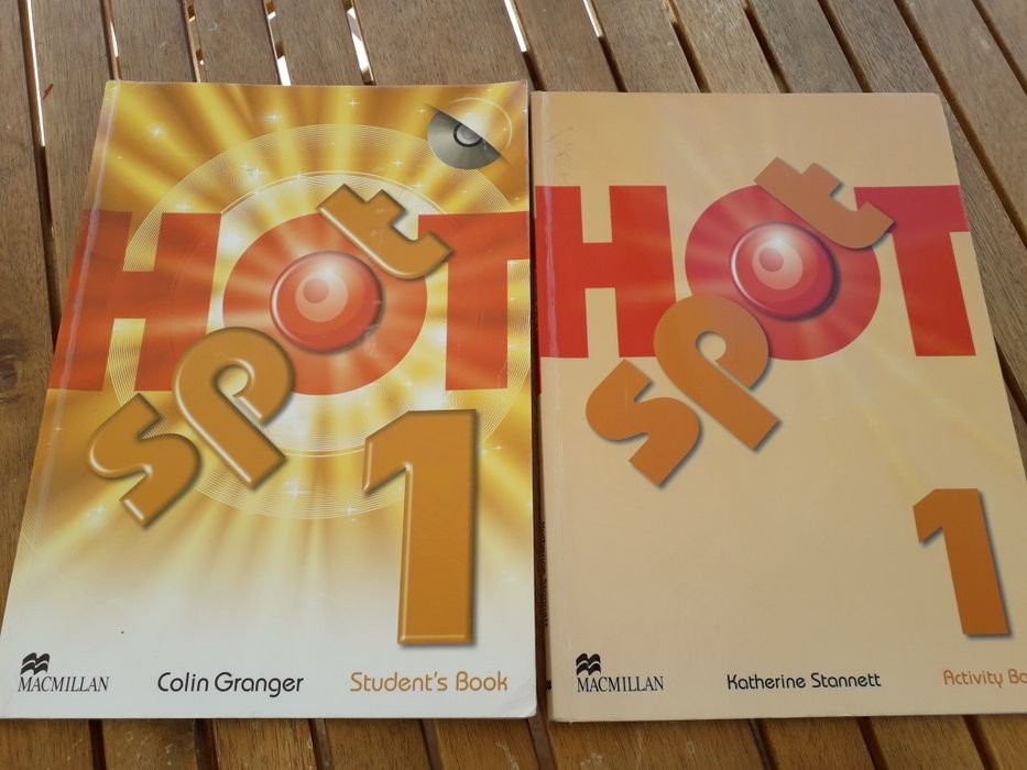 Manuais Cambridge Hot Spot 1 - excelente estado