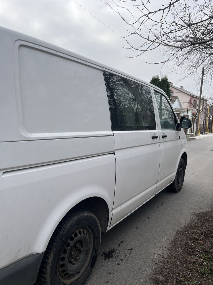 Volkswagen T5 103kw 2л. Дизель 6ступка