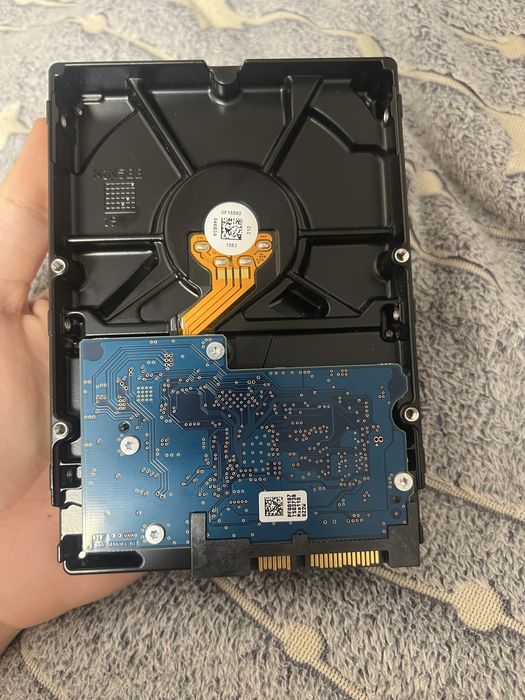 Жесткий диск toshiba 1 tb