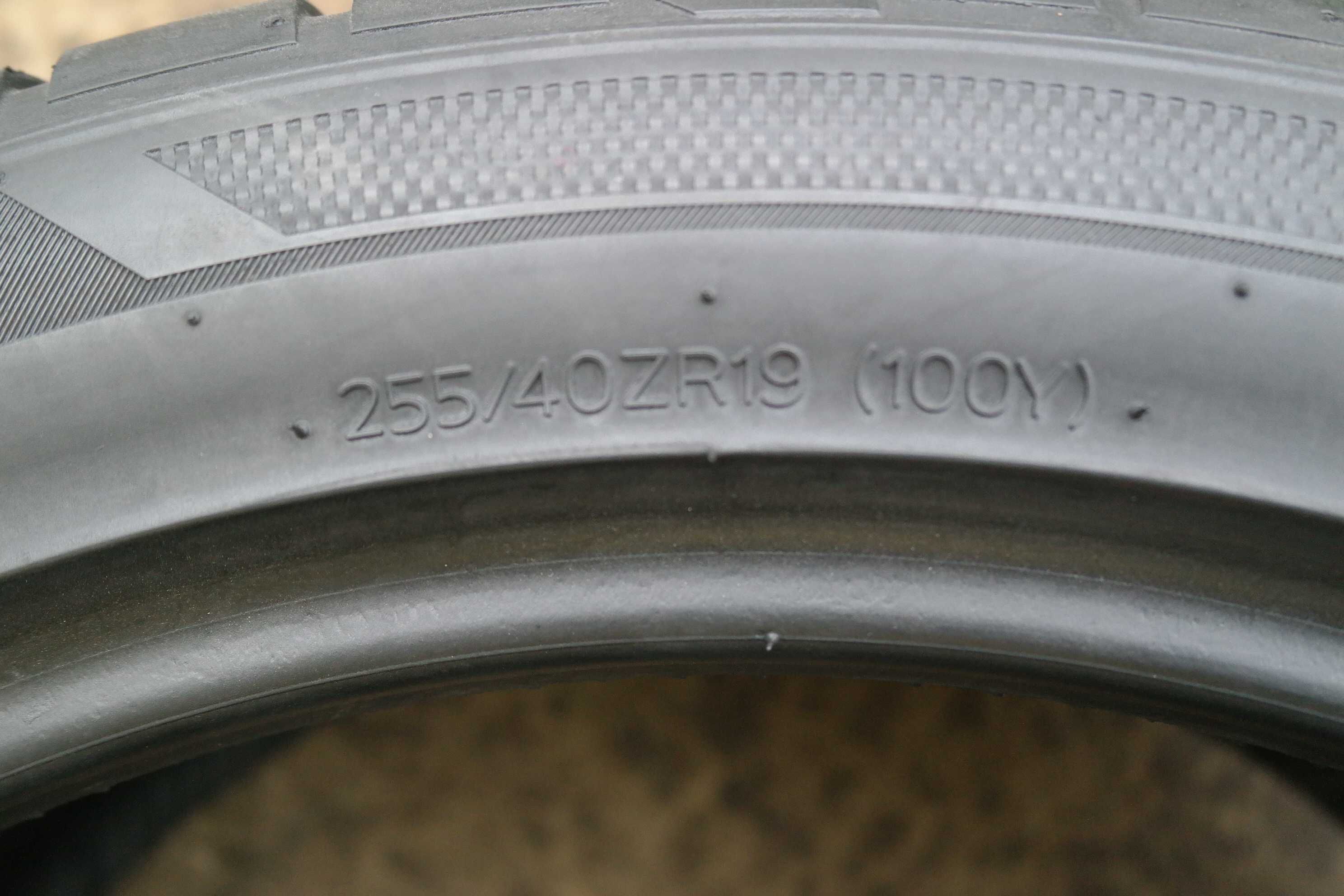 255/40 R19 Hankook Ventus S1 evo3