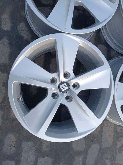 Felgi Alu Seat Leon III Altea XL 5x112 ET51 7.5J17