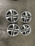 Felgi kola seat Mii 14 cali 4x100 et35 5j oryginalne seat