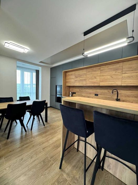 Оренда 2к квартири,76м², Липинського, перша здача, 950$