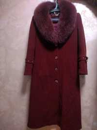 Пальто зимове, кашемірове 48 розмір