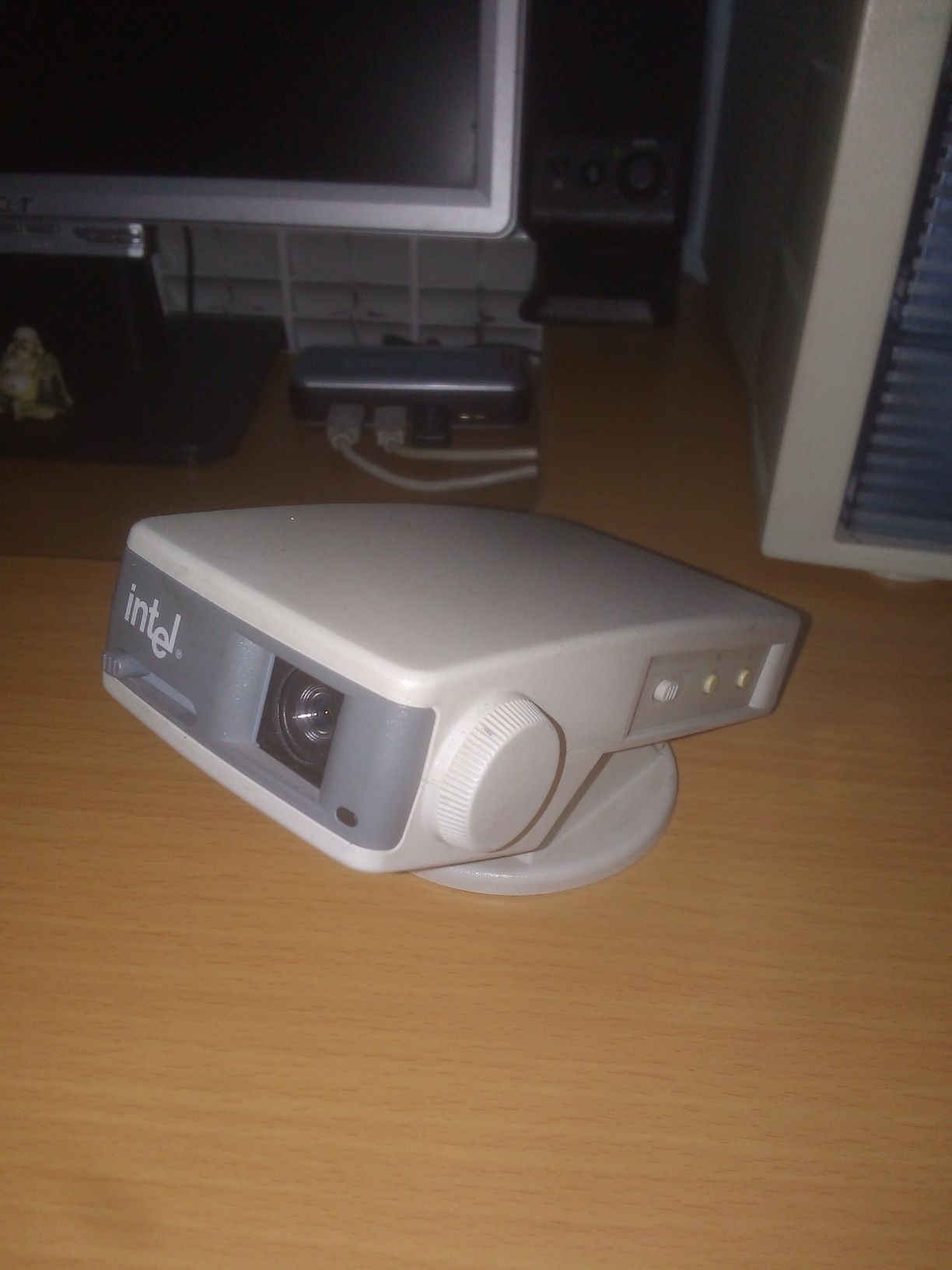 Винтажная веб камера INTEL YC64, работает, питание 12 v,video out RCA.