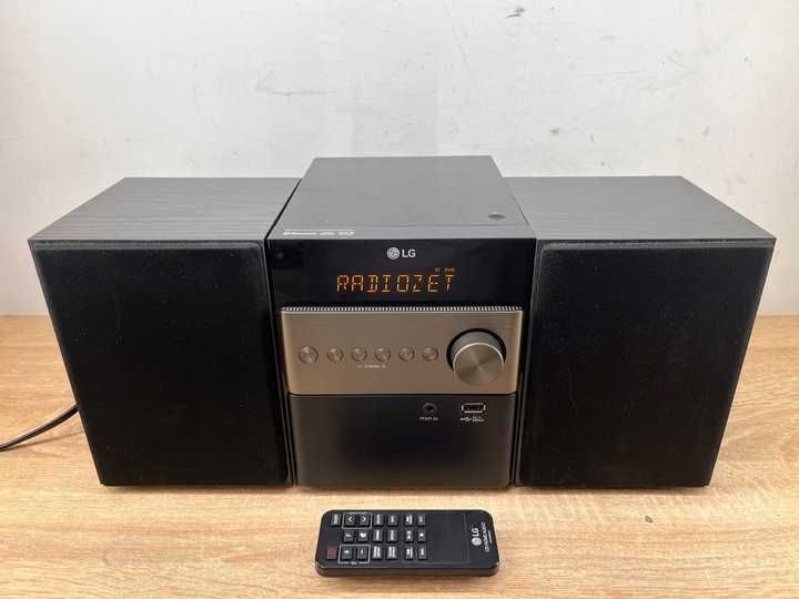 Miniwieża LG CM1560 //CD, RADIO, USB, Bluetooth// pilot