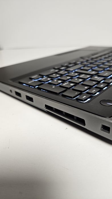 Dell Precision 7530 | Profesjonalna stacja robocza | i7, 32GB, Quadro