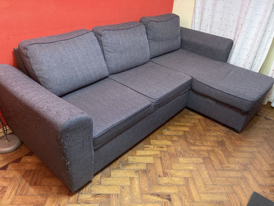 Sofá cama com chaise long