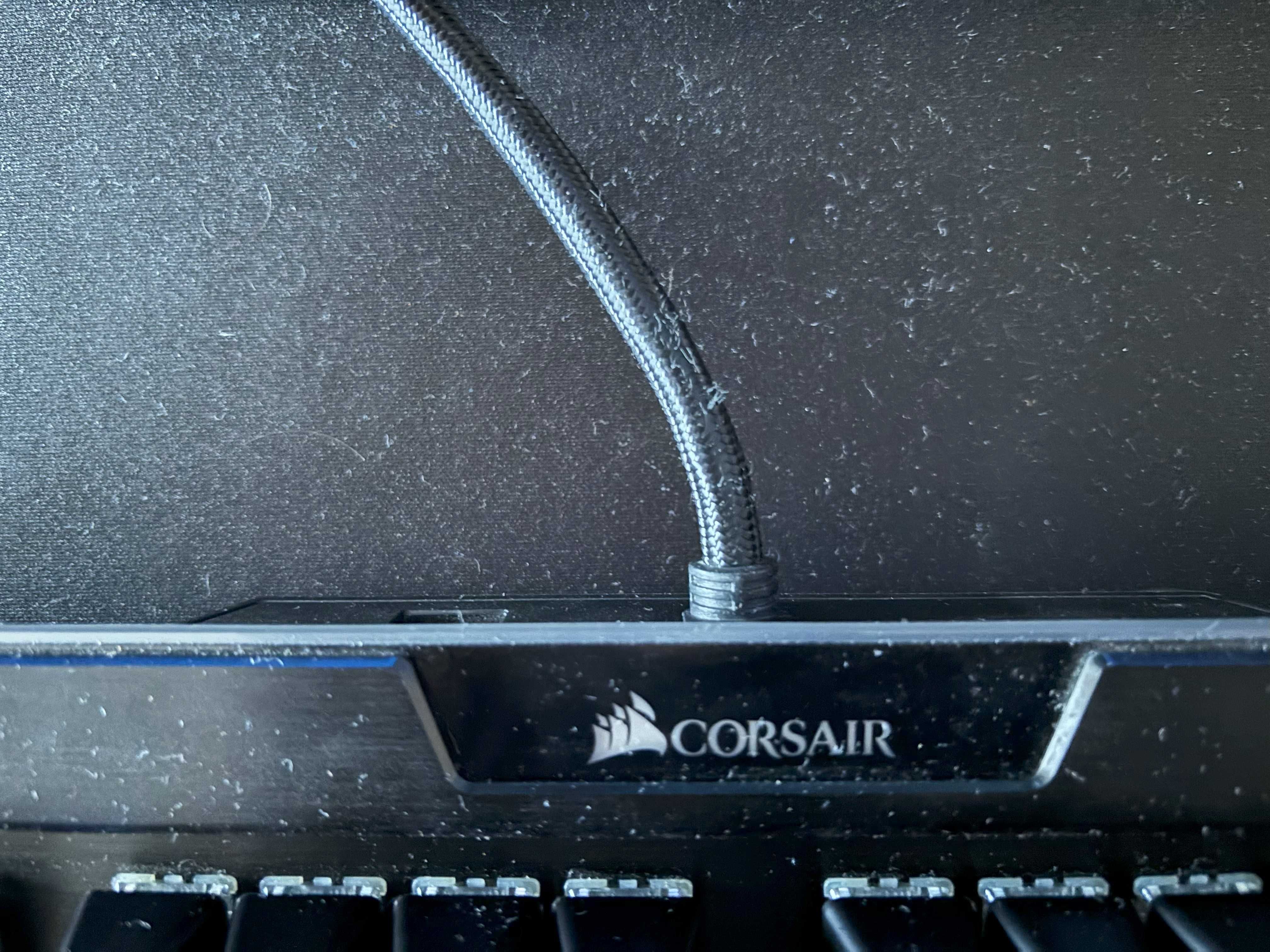 Teclado Mecânico Corsair K95 RGB Platinum (UK)