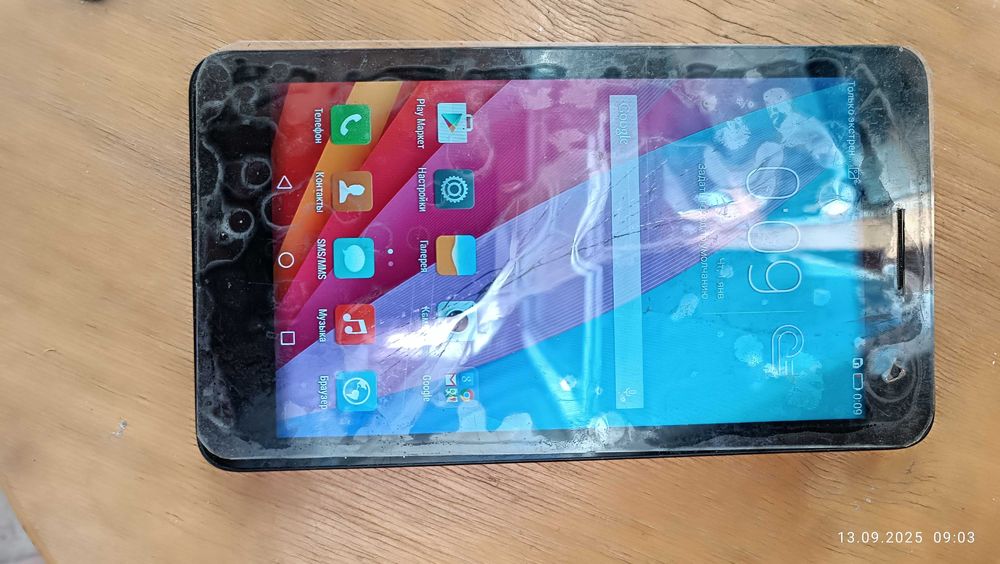 Планшет-телефон  HUAWEI . Б/У.