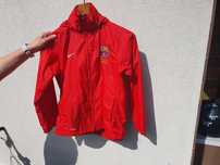 Kurtka piłkarska nike przeciwdeszczowa