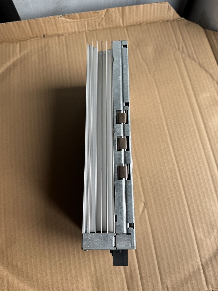 Wzmacniacz Logic7 BMW E60 E61 E63 E64 E81 E82 E87 E88 E90 E91 E92 E93