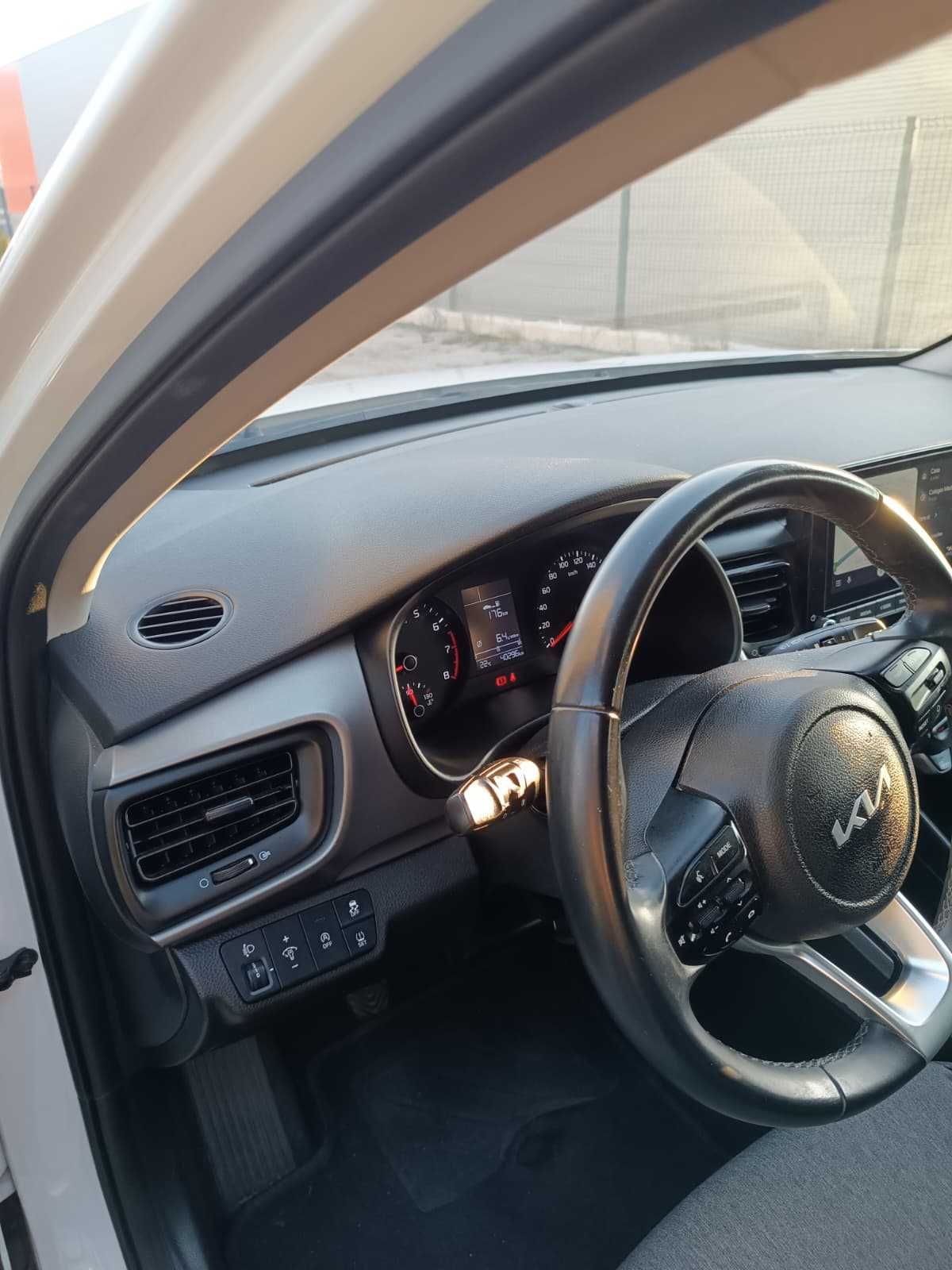 KIA STONIC 1.2 dynimic